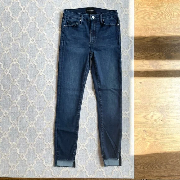 Black Orchid Miranda Step Hem High Waisted Skinny Jeans in “Wasted Time” - Picture 2 of 8